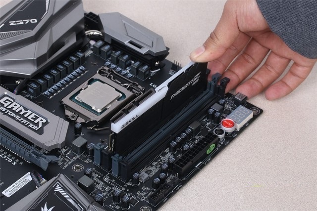 什么样的内存适合自己？关于电脑内存选购知识